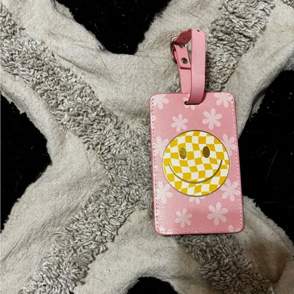 Smiley ID Tag - Picture 2 of 2